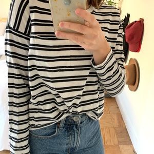 Everlane Long-Sleeve Box-Cut Pocket Tee